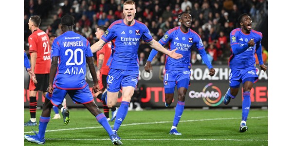 Olympique Lyonnais spadá do sestupové zóny Ligue 1